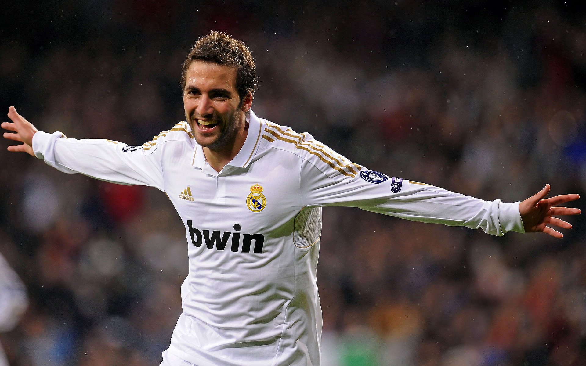 华体会app注册-西布朗锋线效率提升，铝土矿工拼抢关键分，西布朗在哪个城市