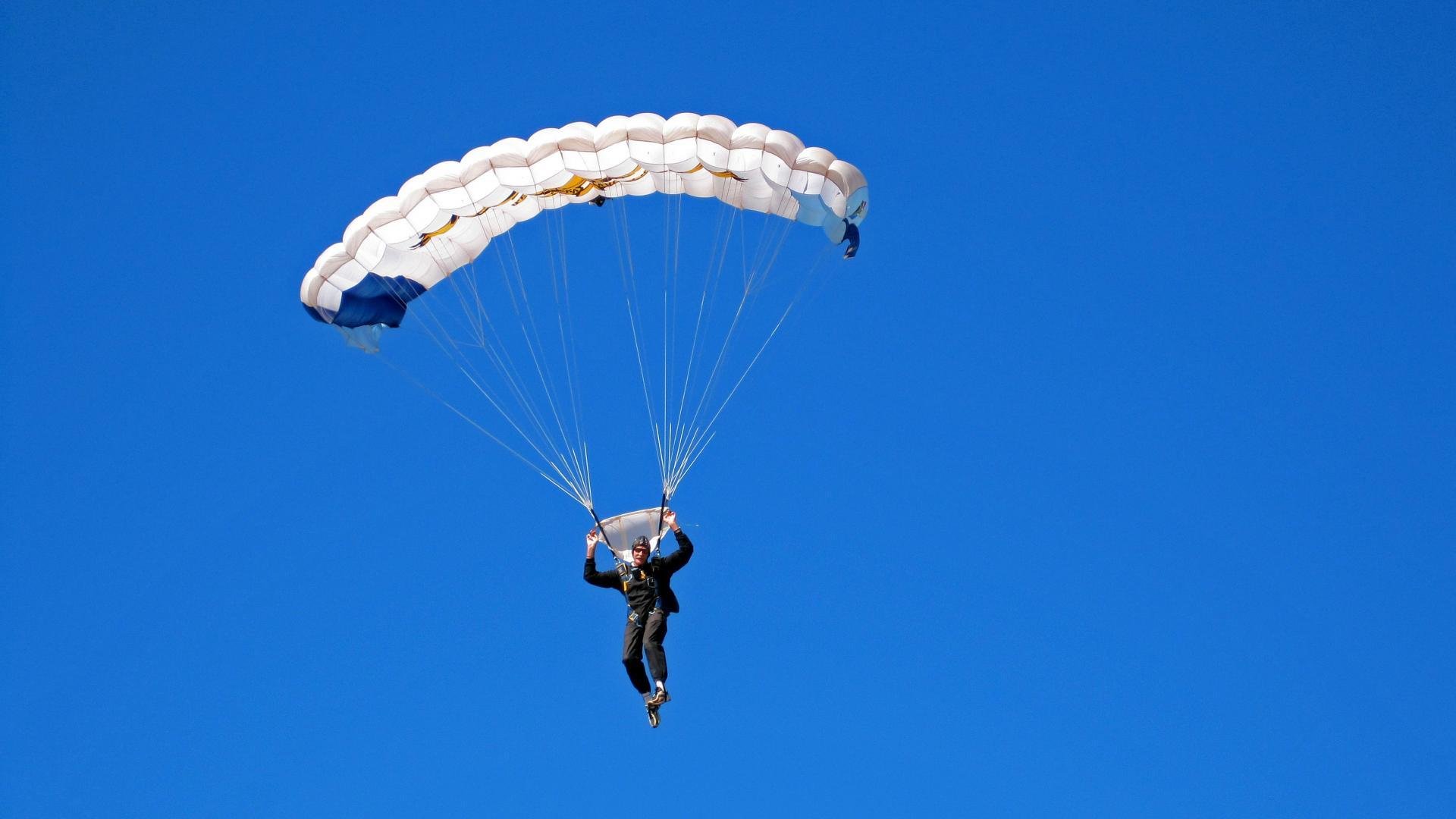 -“沙滩合球：天府新区沙滩赛场带来新运动风潮”